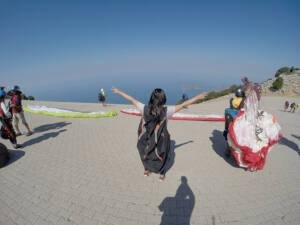 Fethiye Yamaç Paraşütü Babadağ kalkış pisti 1700 metre olan.